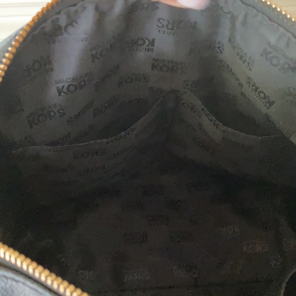 Michael Kors Grayson Monogram Top Handle Satchel - Picture 6 of 9